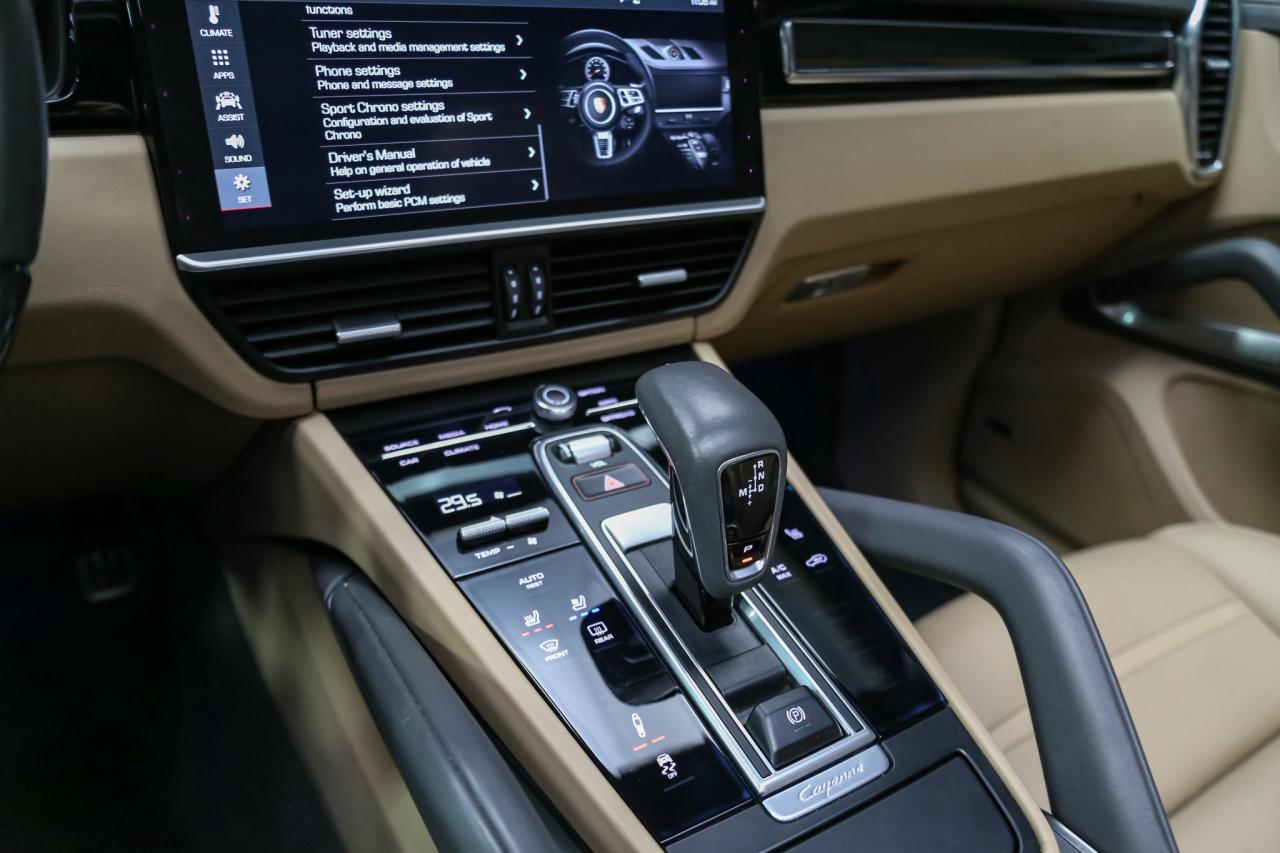 2019 Porsche Cayenne TURBO  HIGHLYOPTIONED NOACCIDENTS SERVICERECORDS Photo