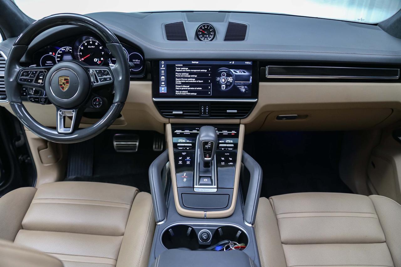 2019 Porsche Cayenne TURBO  HIGHLYOPTIONED NOACCIDENTS SERVICERECORDS Photo