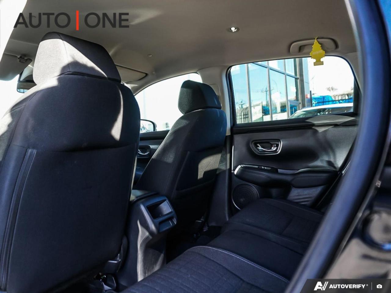 2024 Honda HR-V LX   AWD   CARFAX CLEAN Photo