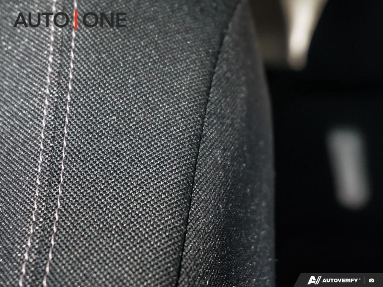 2024 Honda HR-V LX   AWD   CARFAX CLEAN Photo