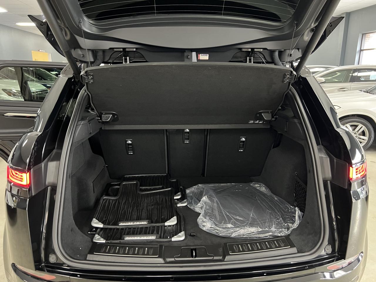 2021 Land Rover Range Rover Evoque P250 R-Dynamic HSE*NO ACCIDENTS*MINT*TOP OF THE LI Photo