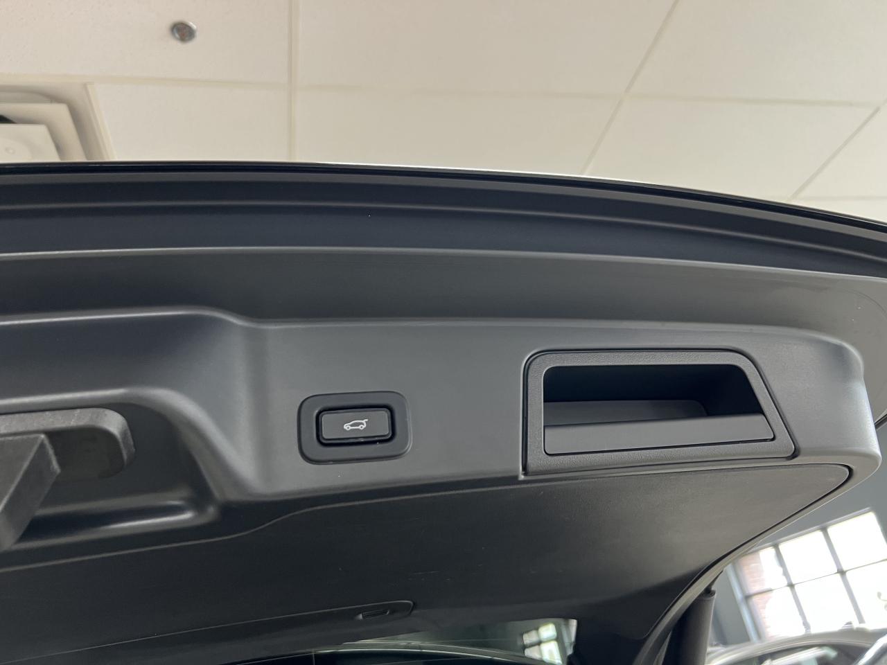 2021 Land Rover Range Rover Evoque P250 R-Dynamic HSE*NO ACCIDENTS*MINT*TOP OF THE LI Photo