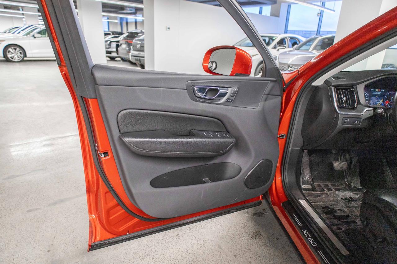 2020 Volvo XC60 T6 Momentum Safety Certified Welcome Trades Photo