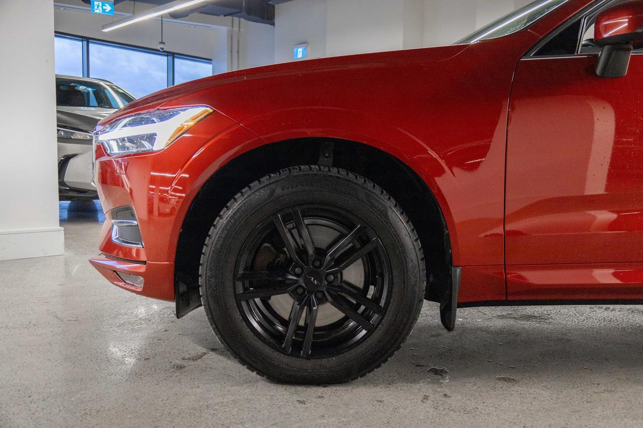 2020 Volvo XC60 T6 Momentum Safety Certified Welcome Trades Photo