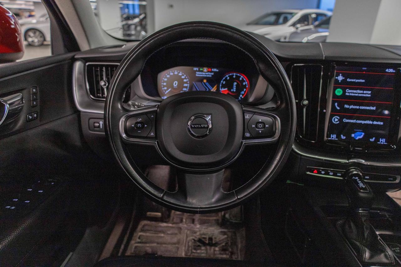 2020 Volvo XC60 T6 Momentum Safety Certified Welcome Trades Photo