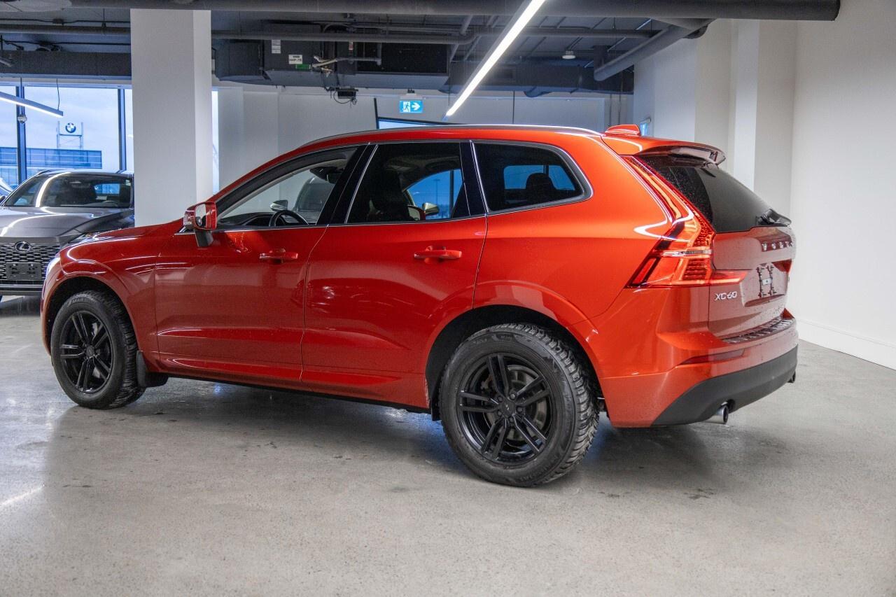 2020 Volvo XC60 T6 Momentum Safety Certified Welcome Trades Photo3