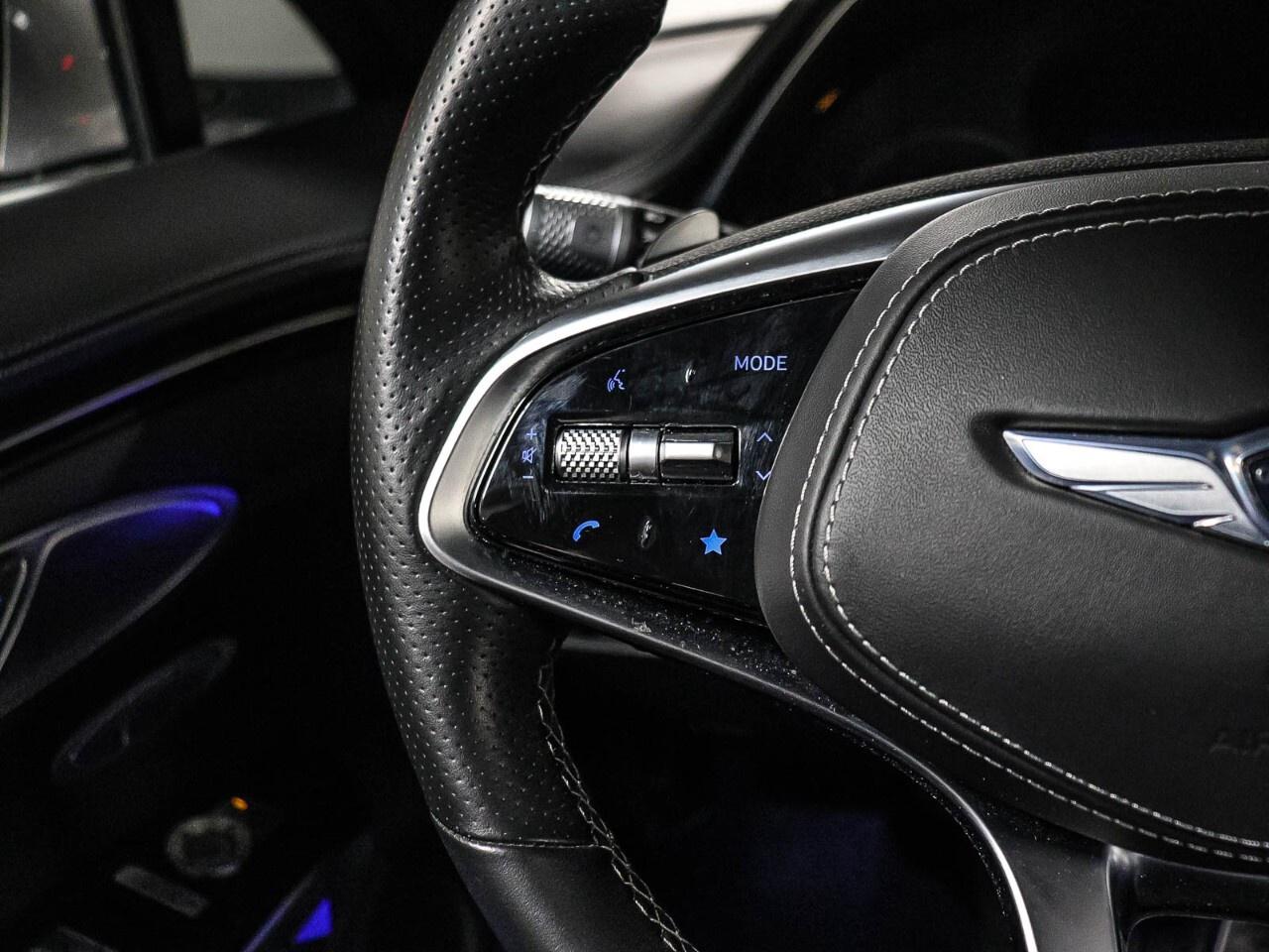 2022 Genesis GV70 2.5T Prestige AWD [V71SAA25KX63] Photo