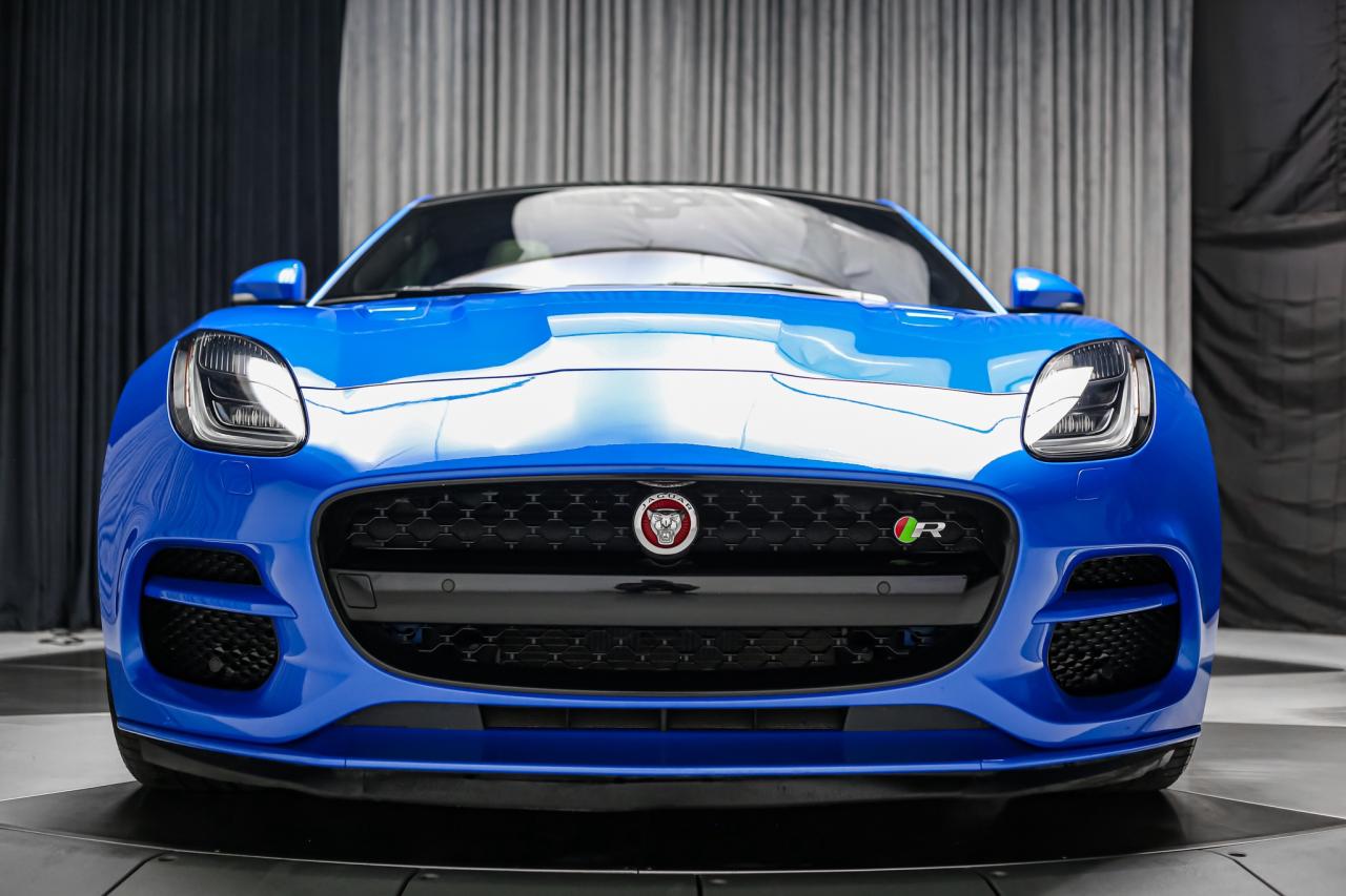 2019 Jaguar F-Type R AWD 550HP  NAV PANO BLINDSPT MERIDIAN SELFPARK Photo