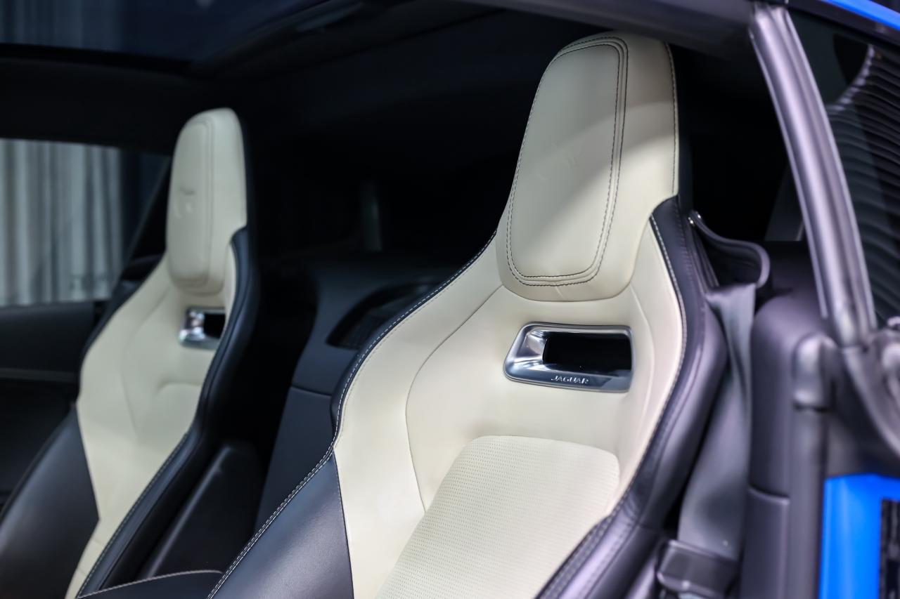 2019 Jaguar F-Type R AWD 550HP  NAV PANO BLINDSPT MERIDIAN SELFPARK Photo