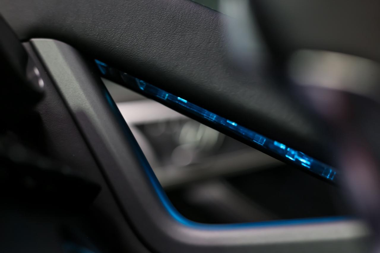 2019 Jaguar F-Type R AWD 550HP  NAV PANO BLINDSPT MERIDIAN SELFPARK Photo