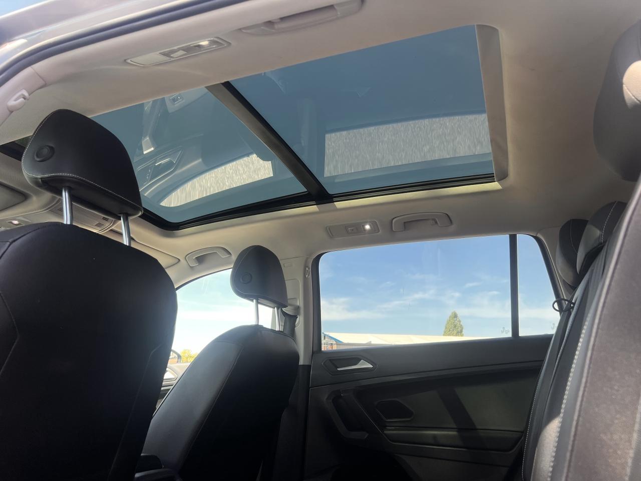 2021 Volkswagen Tiguan Comfortline*OneOwner*4MOTION*AWD*BSM*RCam* Photo