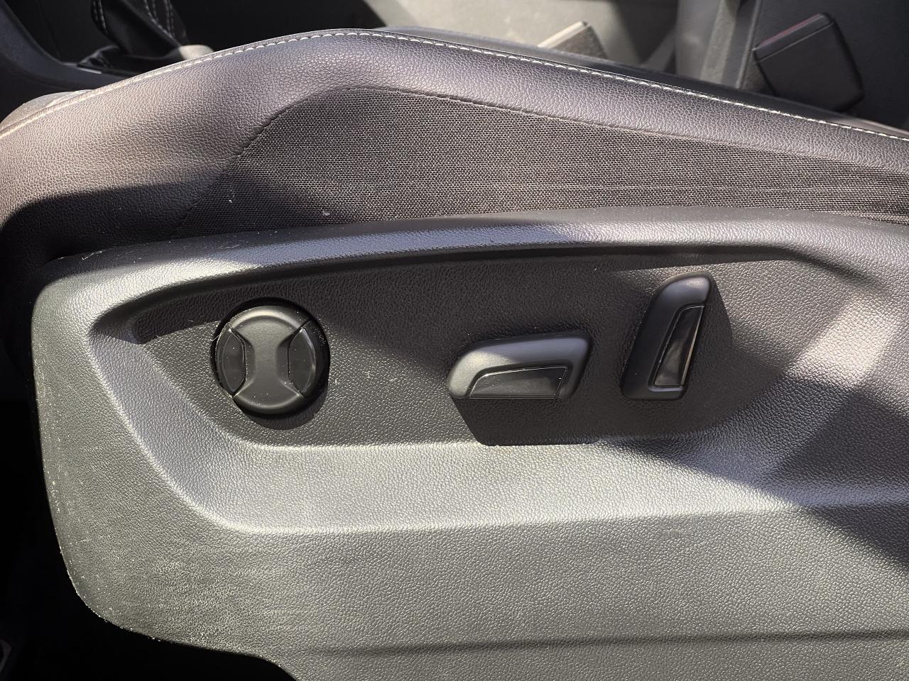 2021 Volkswagen Tiguan Comfortline*OneOwner*4MOTION*AWD*BSM*RCam* Photo