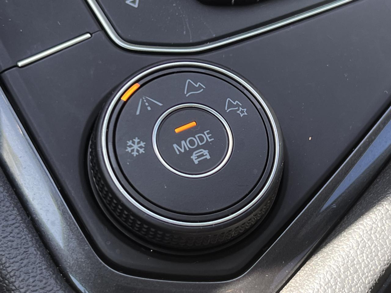 2021 Volkswagen Tiguan Comfortline*OneOwner*4MOTION*AWD*BSM*RCam* Photo