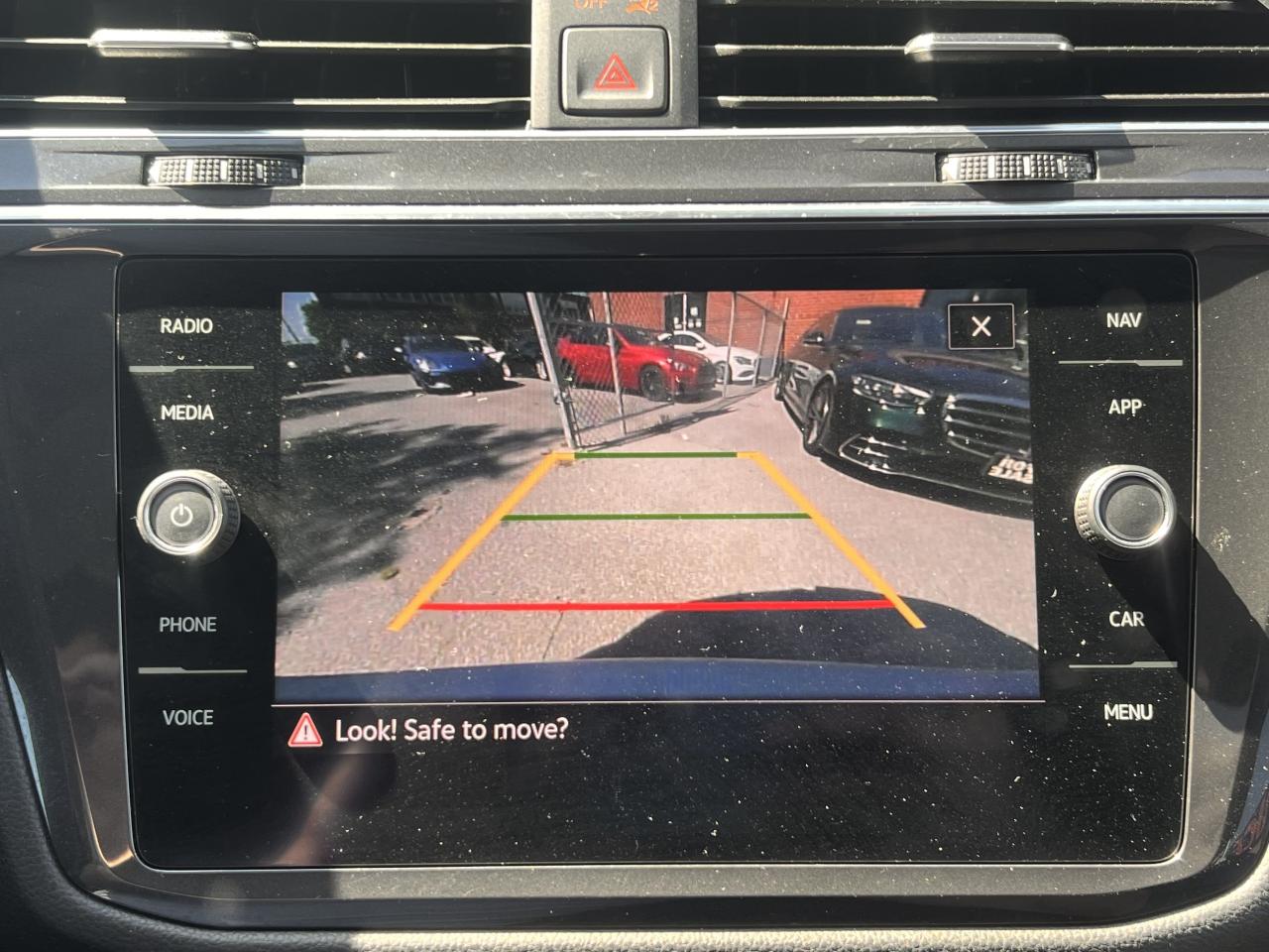 2021 Volkswagen Tiguan Comfortline*OneOwner*4MOTION*AWD*BSM*RCam* Photo