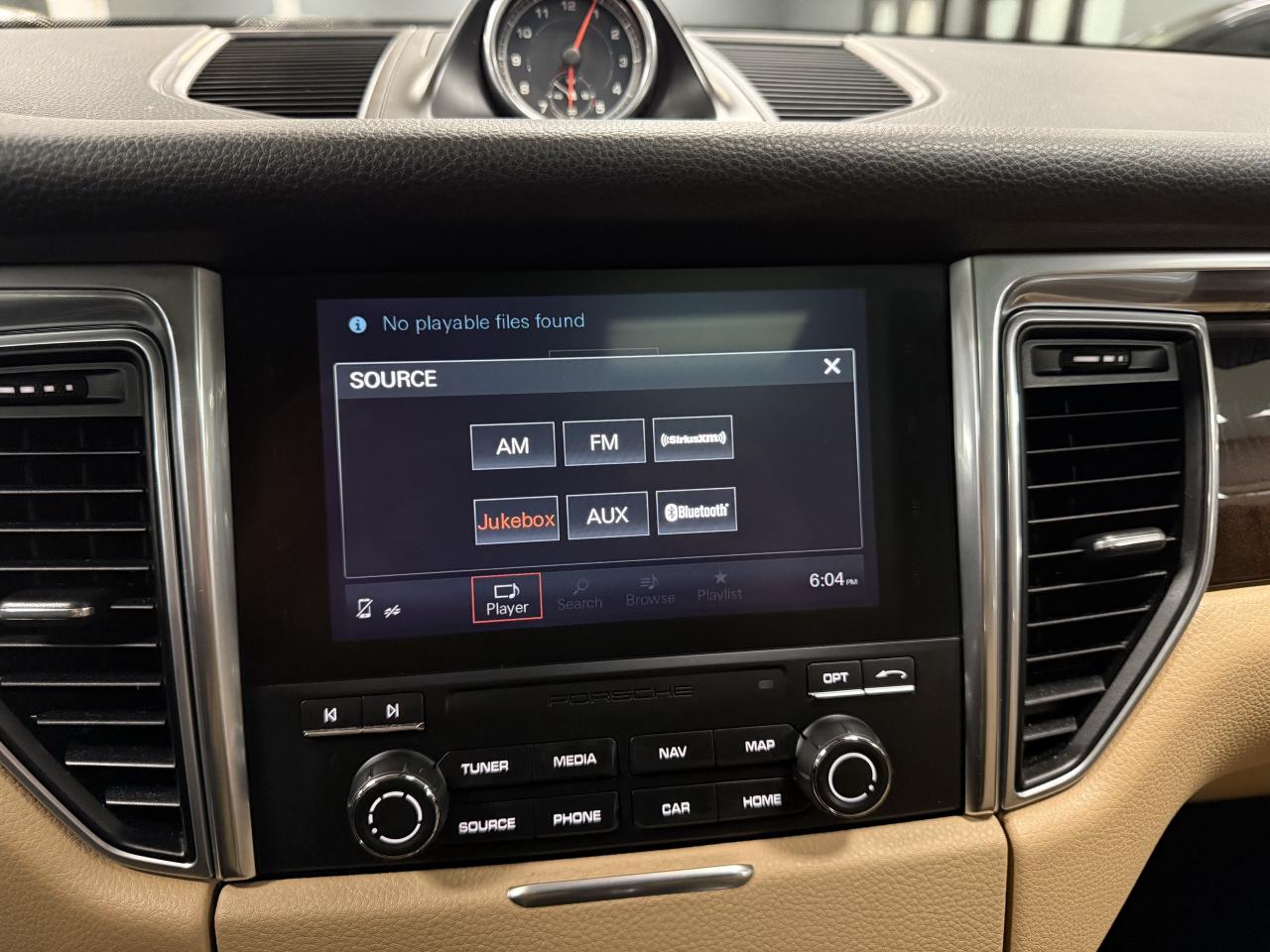 2017 Porsche Macan AWD 4dr**MINT CONDITION**NO ACCIDENTS** Photo