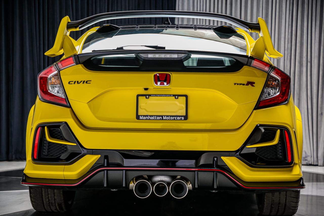2021 Honda Civic Type R LIMITED EDITION 1 OF 1020 306HP MANUAL LOADED NEW Photo