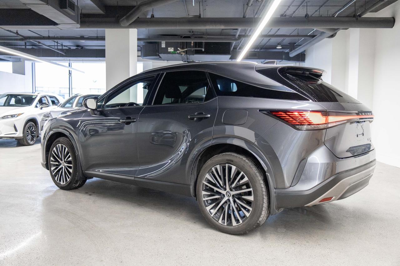 2024 Lexus RX 350h Luxury Pkg Fuel Sipper Welcome Trades Photo3
