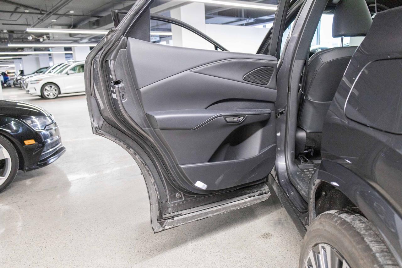 2024 Lexus RX 350h Luxury Pkg Fuel Sipper Welcome Trades Photo