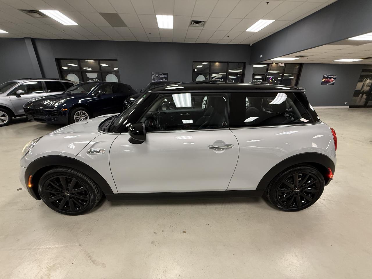 2021 MINI 3 Door Cooper S FWD**NO ACCIDENTS**ONLY 49KM**MINT** Photo