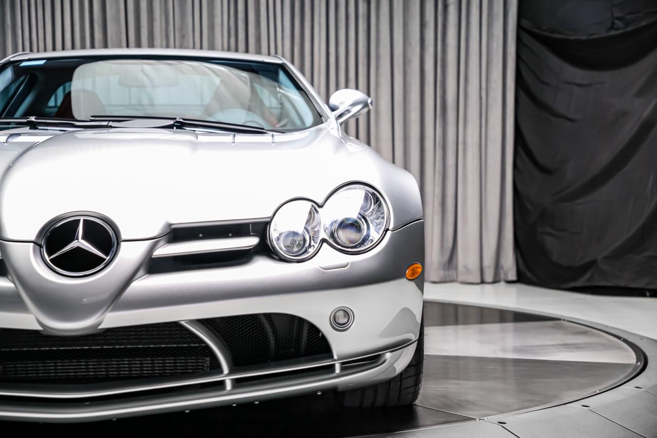2005 Mercedes-Benz SLR Mclaren V8 617HP COLLECTORGRADE NOACCIDNT REDINT Photo