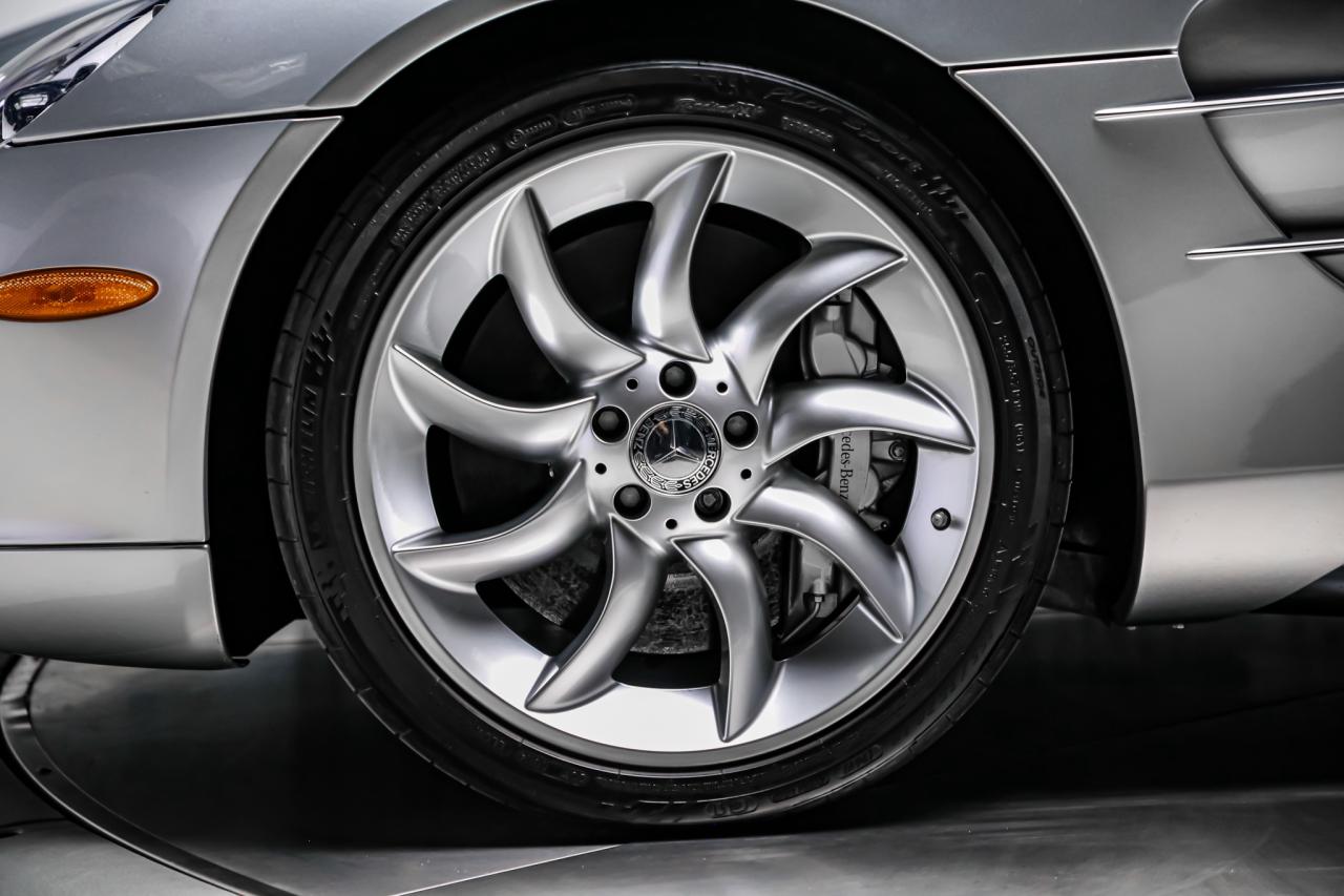 2005 Mercedes-Benz SLR Mclaren V8 617HP COLLECTORGRADE NOACCIDNT REDINT Photo