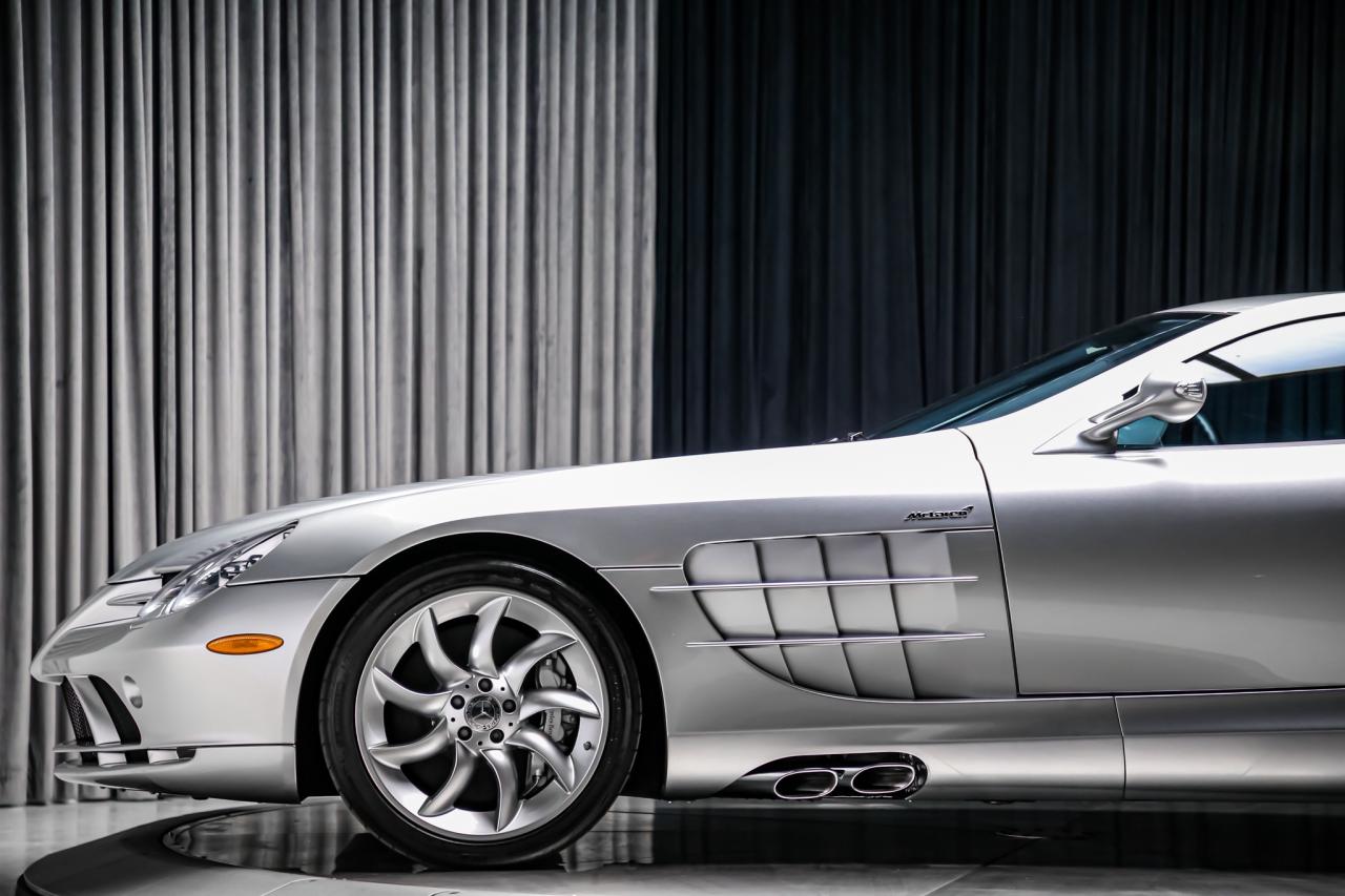 2005 Mercedes-Benz SLR Mclaren V8 617HP COLLECTORGRADE NOACCIDNT REDINT Photo