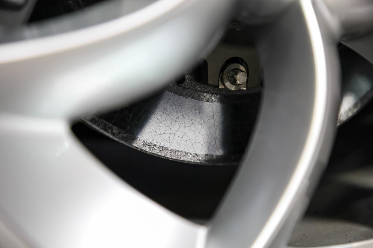 2005 Mercedes-Benz SLR Mclaren V8 617HP COLLECTORGRADE NOACCIDNT REDINT Photo