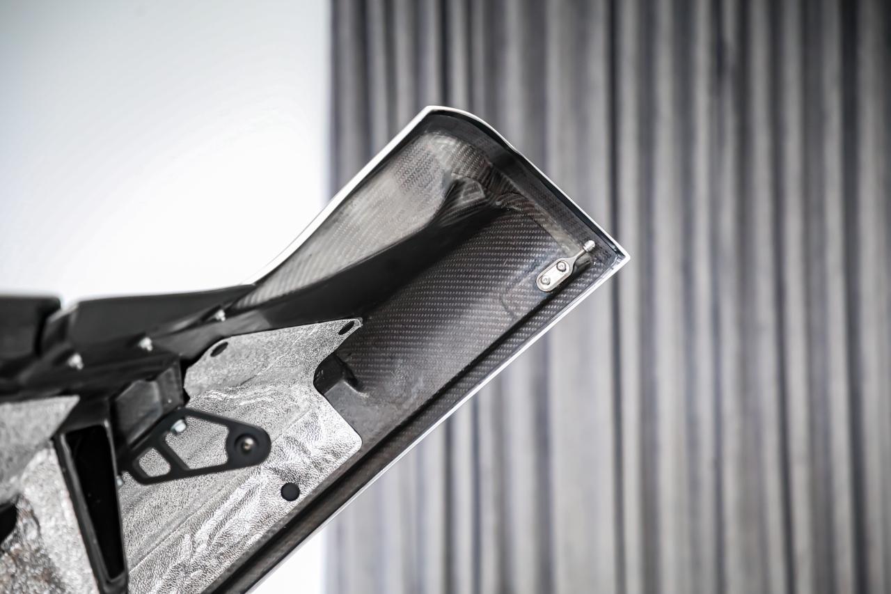 2005 Mercedes-Benz SLR Mclaren V8 617HP COLLECTORGRADE NOACCIDNT REDINT Photo