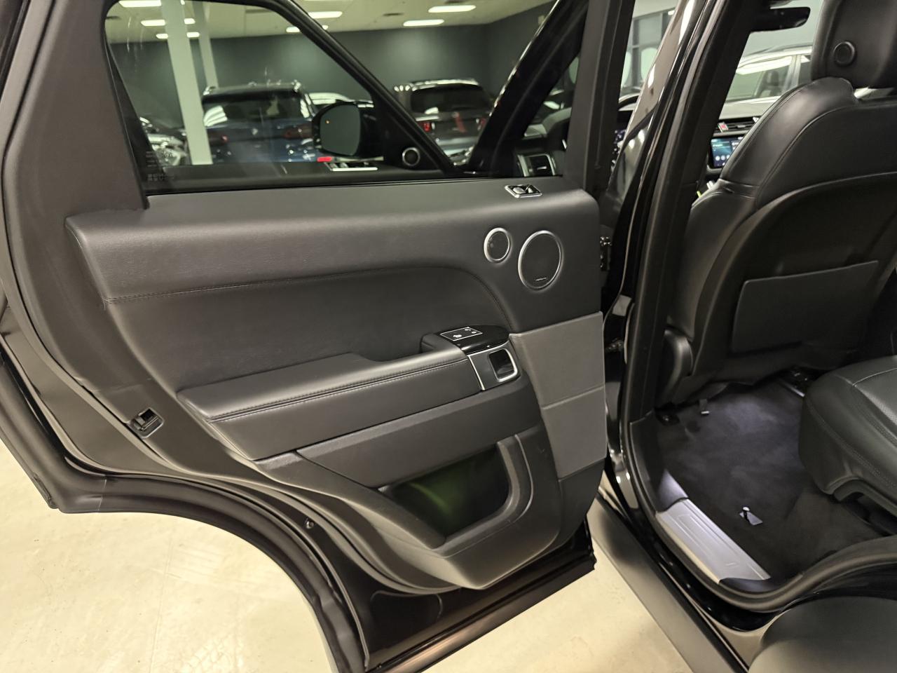 2019 Land Rover Range Rover Sport Td6 Diesel HSE**7 PASSANGER**FULL DEALER SERVICED! Photo