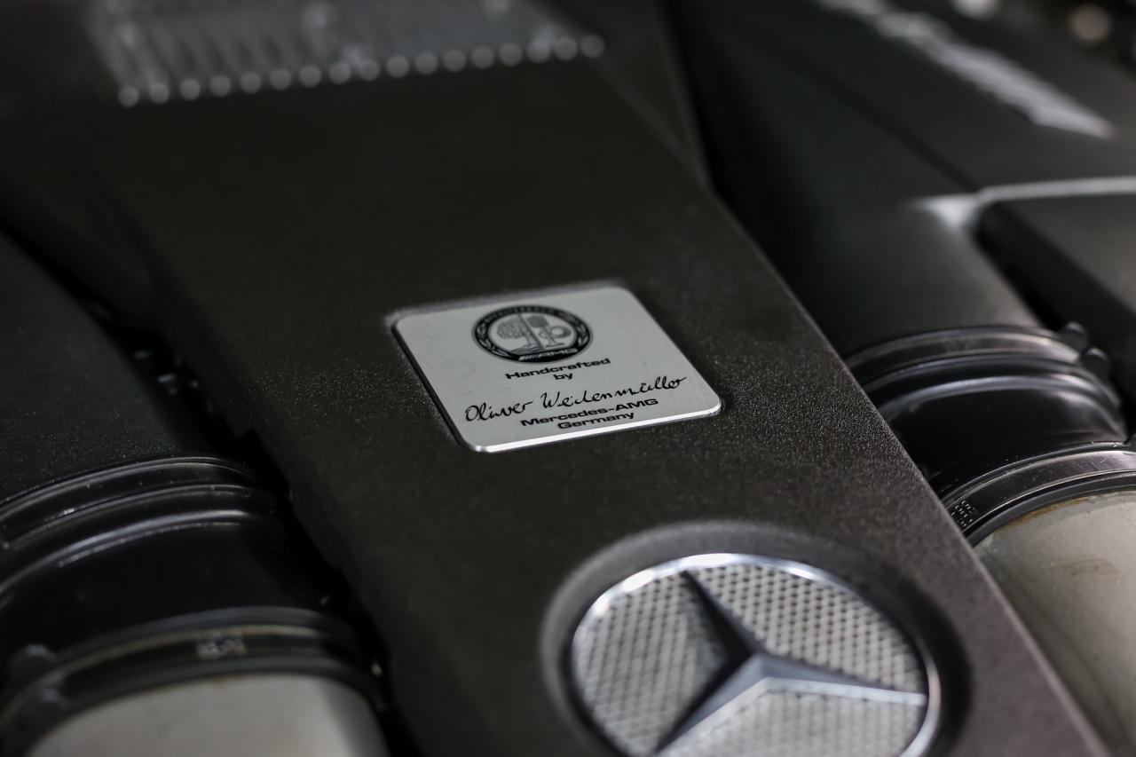 2017 Mercedes-Benz G-Class AMG G 63 DESIGNO 563HP 4X4 ADAPTIVCRUZ NAV REDINT Photo