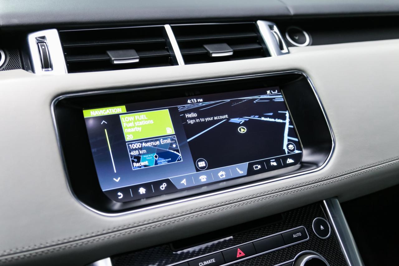 2017 Land Rover Range Rover Sport V8 SUPERCHARGED SVR 550HP  PANO HUD CARBONINT NAVI Photo