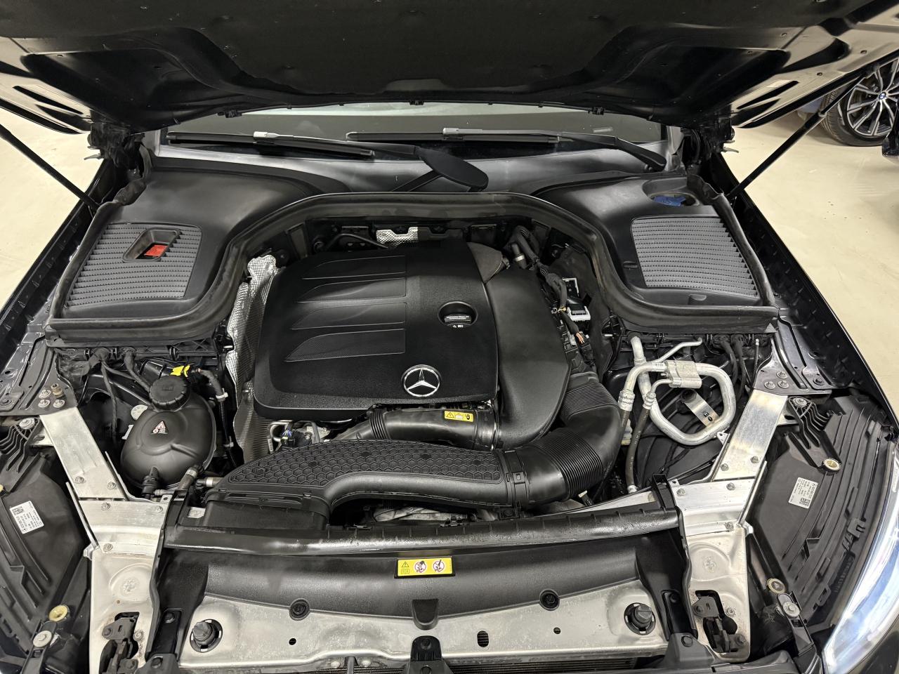 2020 Mercedes-Benz GLC GLC 300 4MATIC SUV**NO ACCIDENTS**AMG PKG** Photo