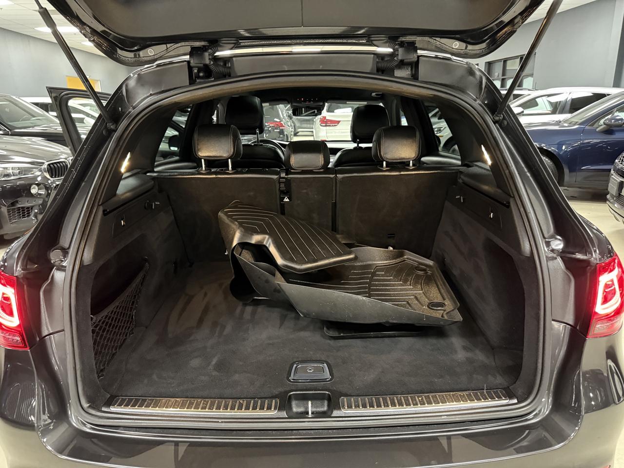 2020 Mercedes-Benz GLC GLC 300 4MATIC SUV**NO ACCIDENTS**AMG PKG** Photo