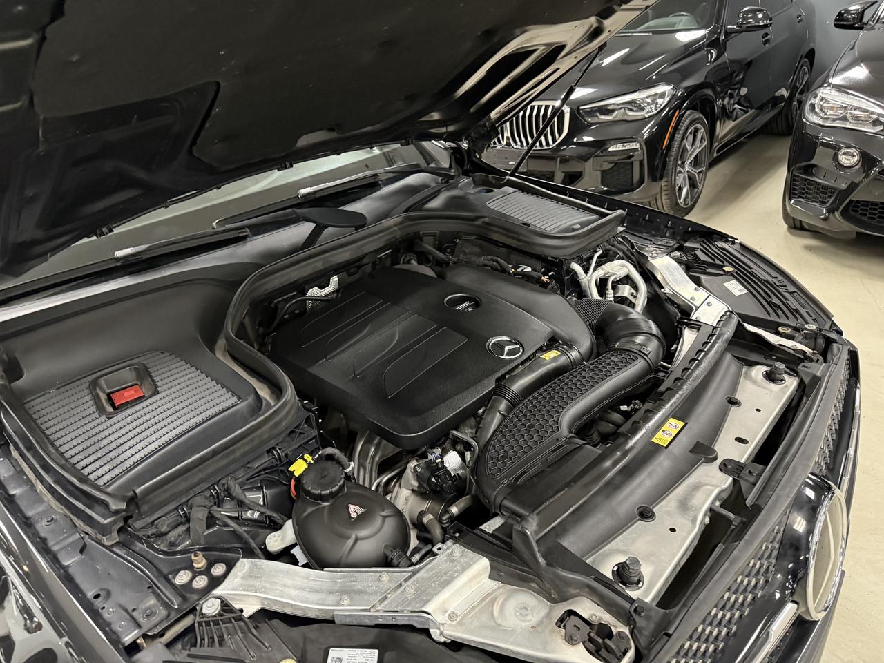 2020 Mercedes-Benz GLC GLC 300 4MATIC SUV**NO ACCIDENTS**AMG PKG** Photo