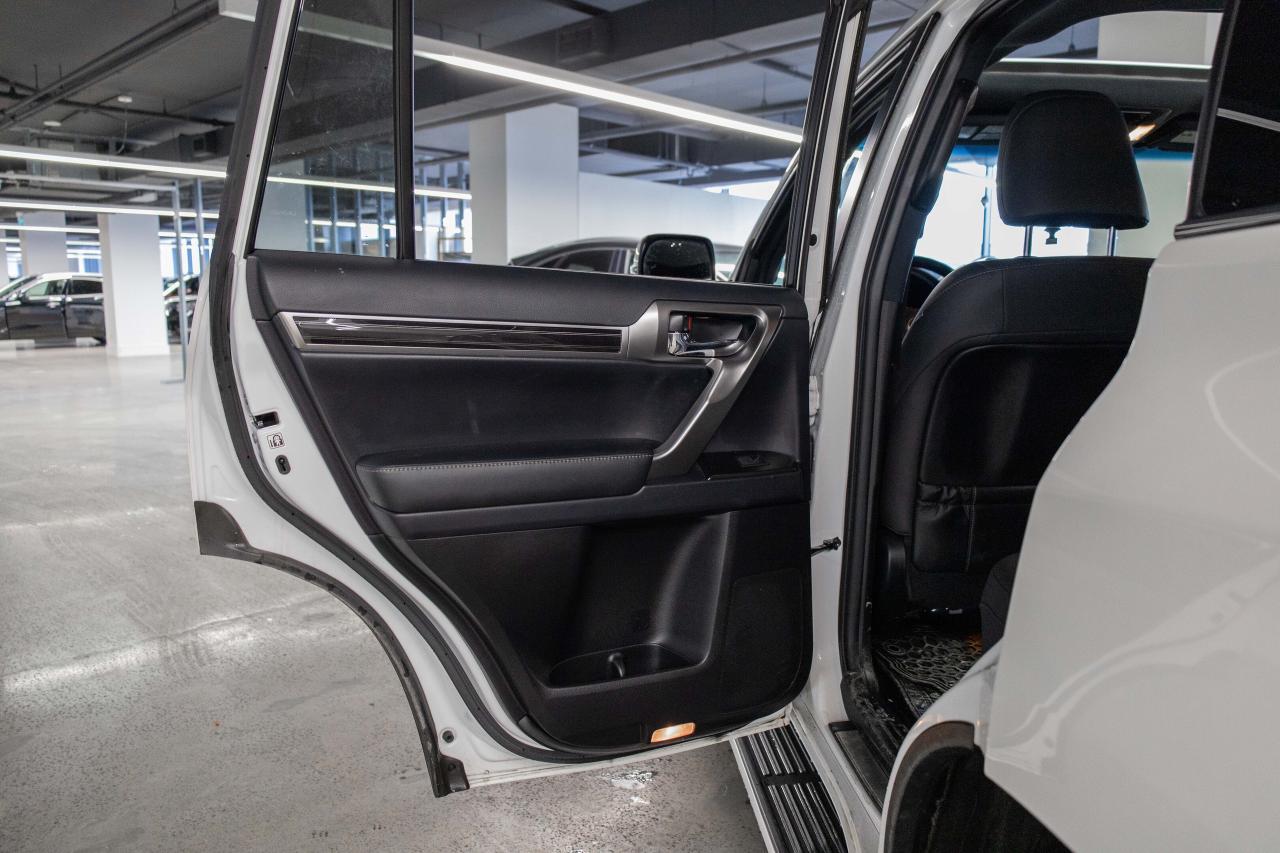 2022 Lexus GX Signature Lexus Certified Welcome Trades Photo