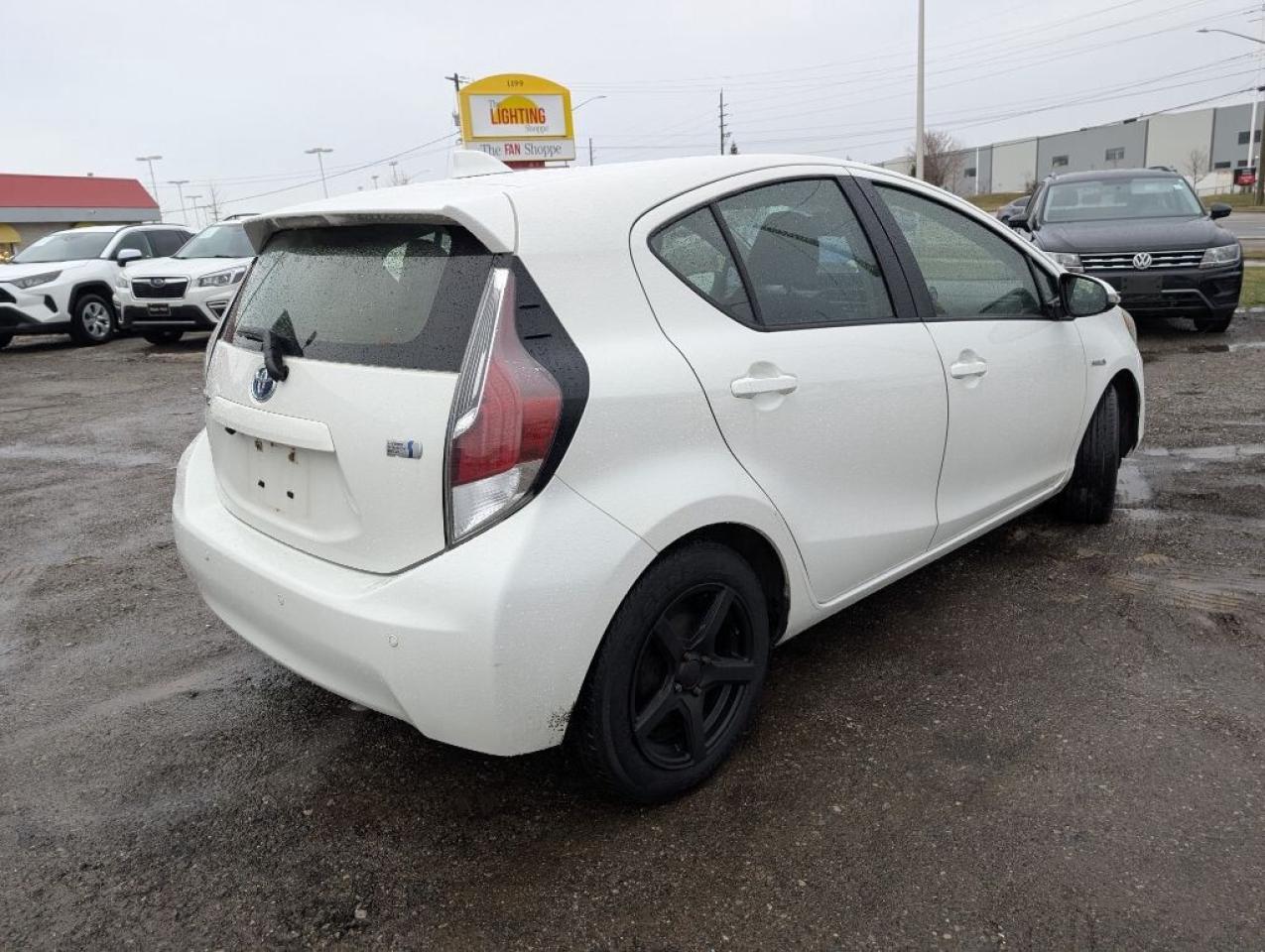 2015 Toyota Prius c 5dr Hatchback Photo