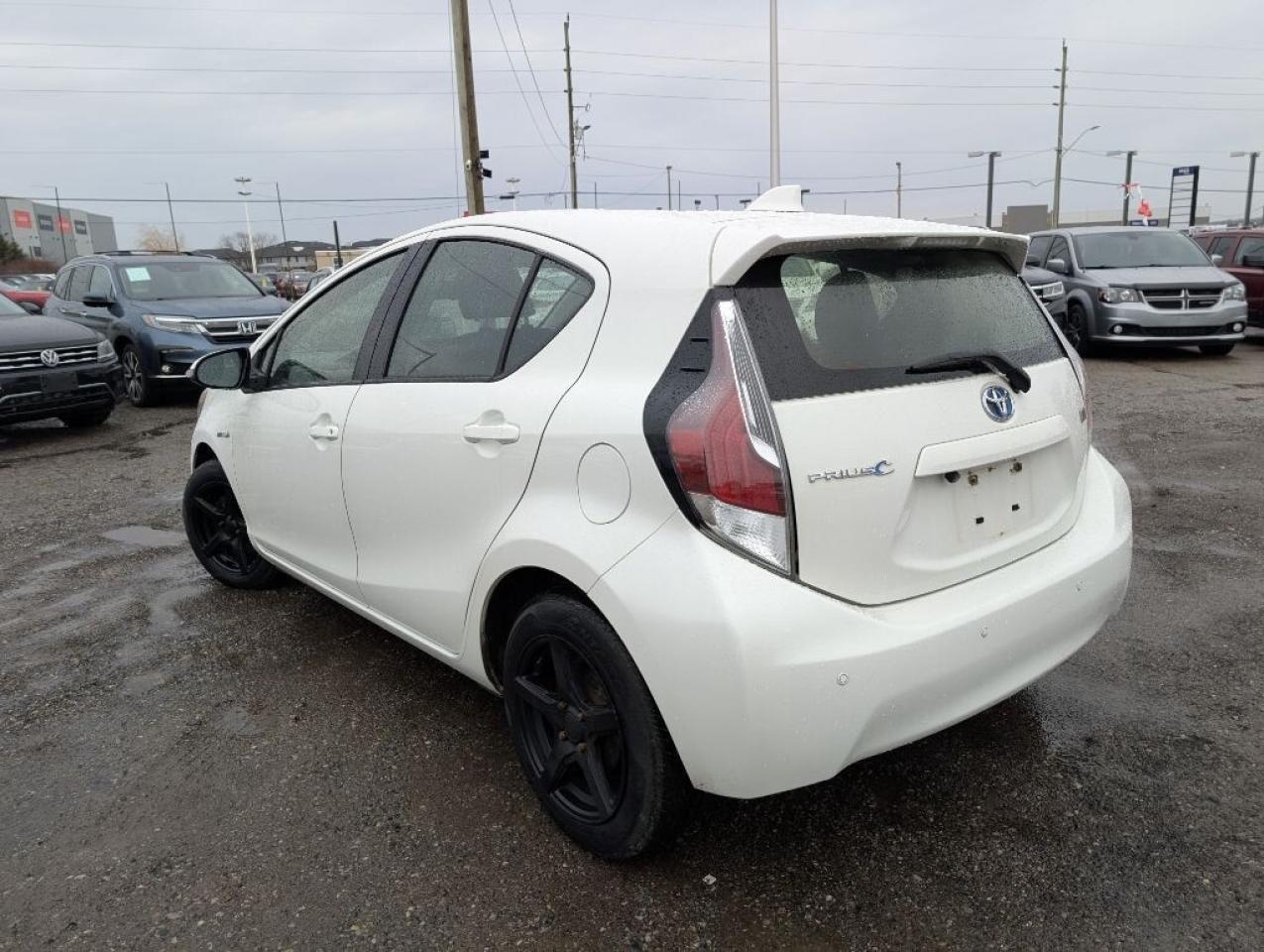 2015 Toyota Prius c 5dr Hatchback Photo