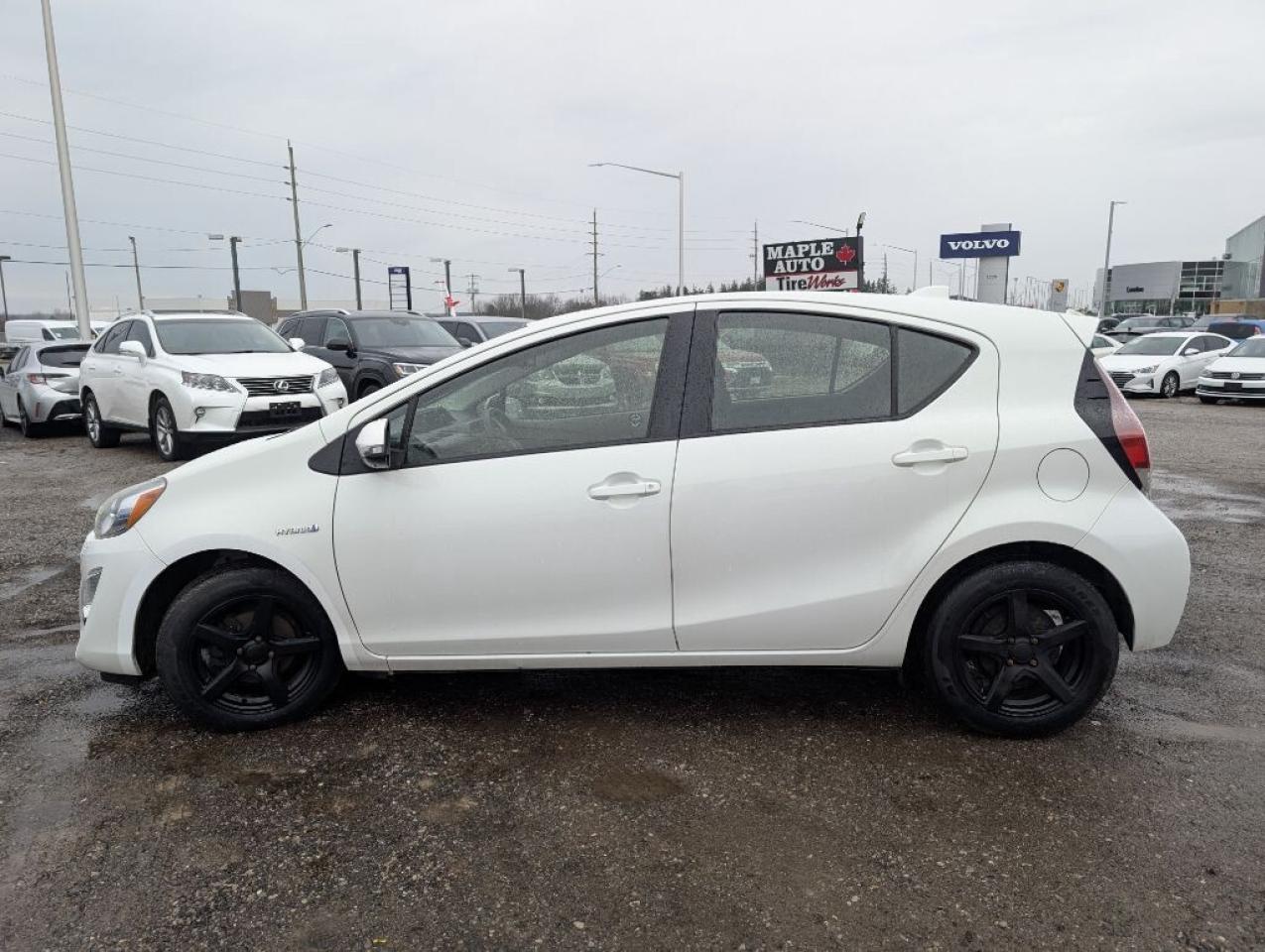 2015 Toyota Prius c 5dr Hatchback Photo