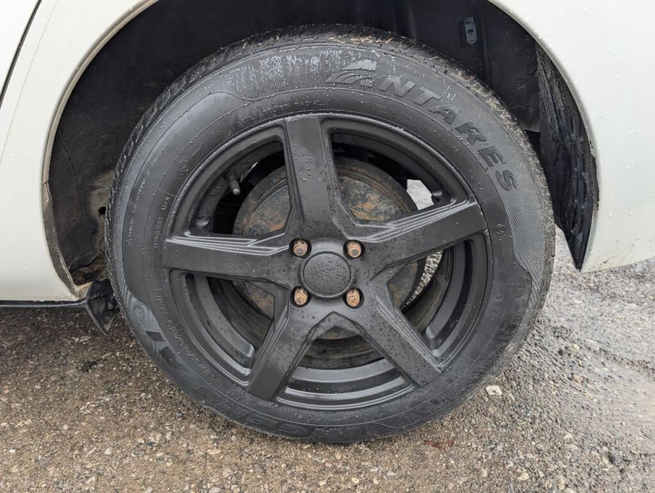 2015 Toyota Prius c 5dr Hatchback Photo