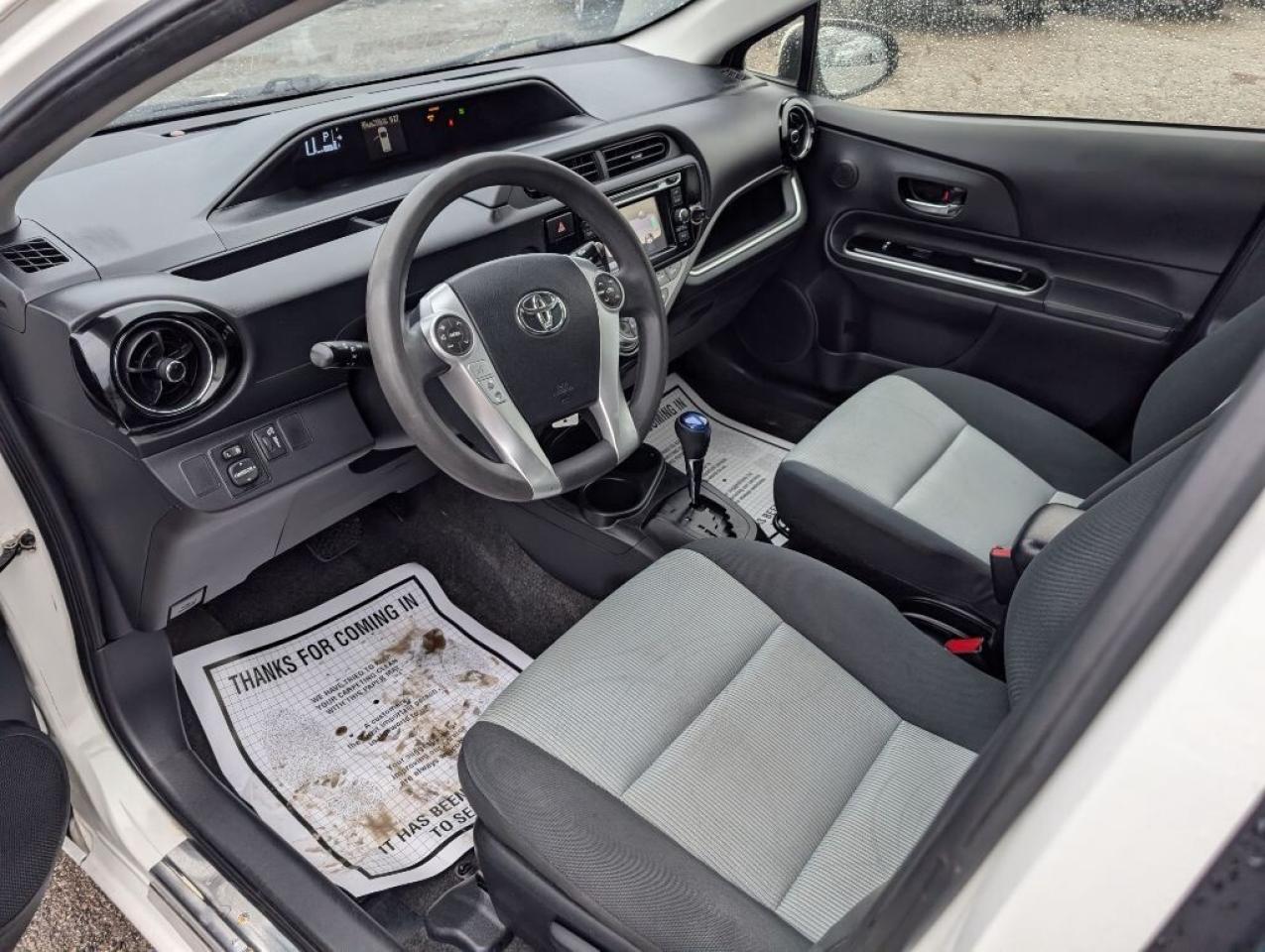 2015 Toyota Prius c 5dr Hatchback Photo