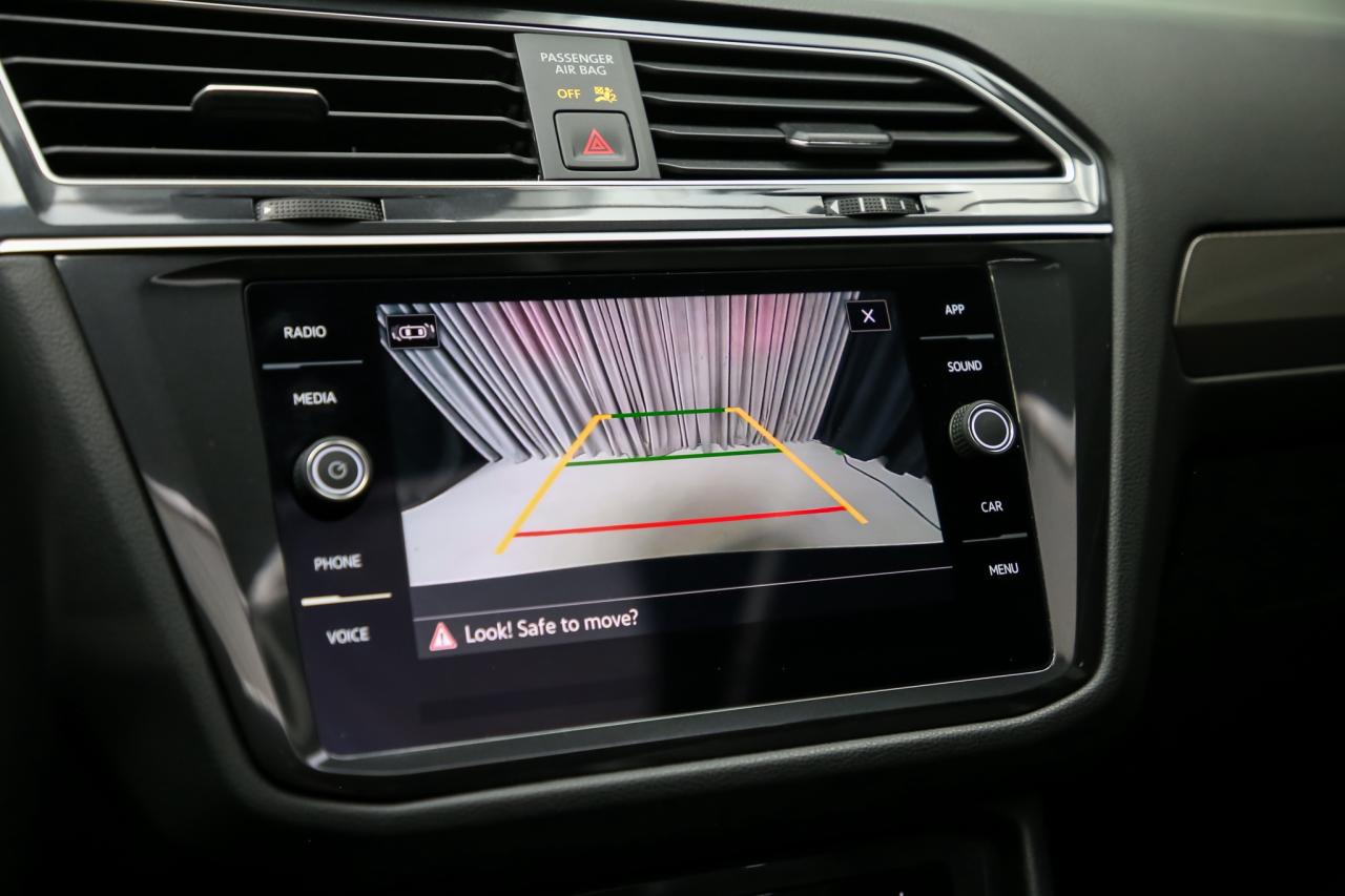 2024 Volkswagen Tiguan COMFORTLINE AWD PANOROOF ADAPTIVCRUZ CARPLAY Photo