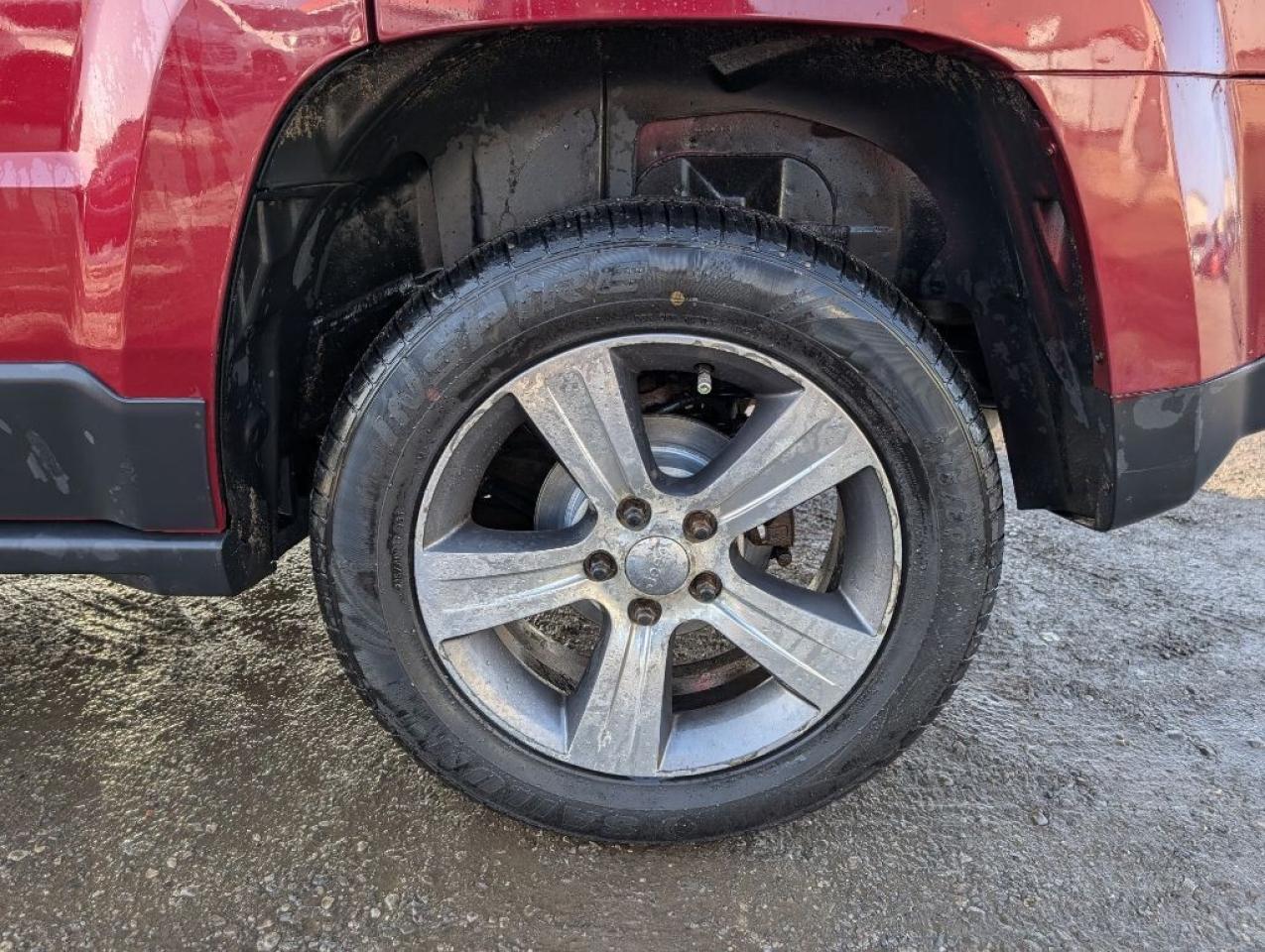 2016 Jeep Patriot High Altitude 4wd   LEATHER   SUNROOF   HTD SEATS Photo