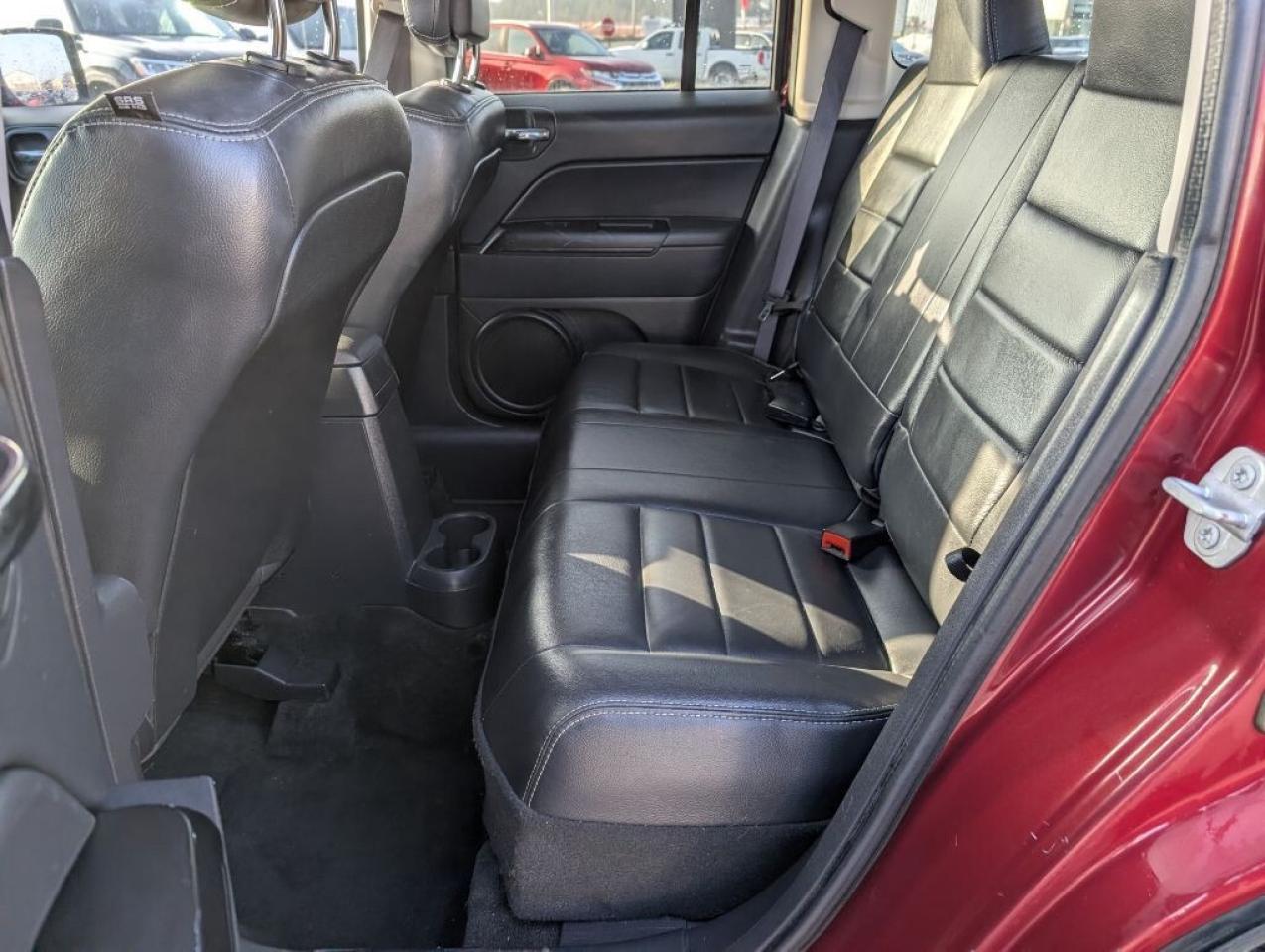 2016 Jeep Patriot High Altitude 4wd   LEATHER   SUNROOF   HTD SEATS Photo