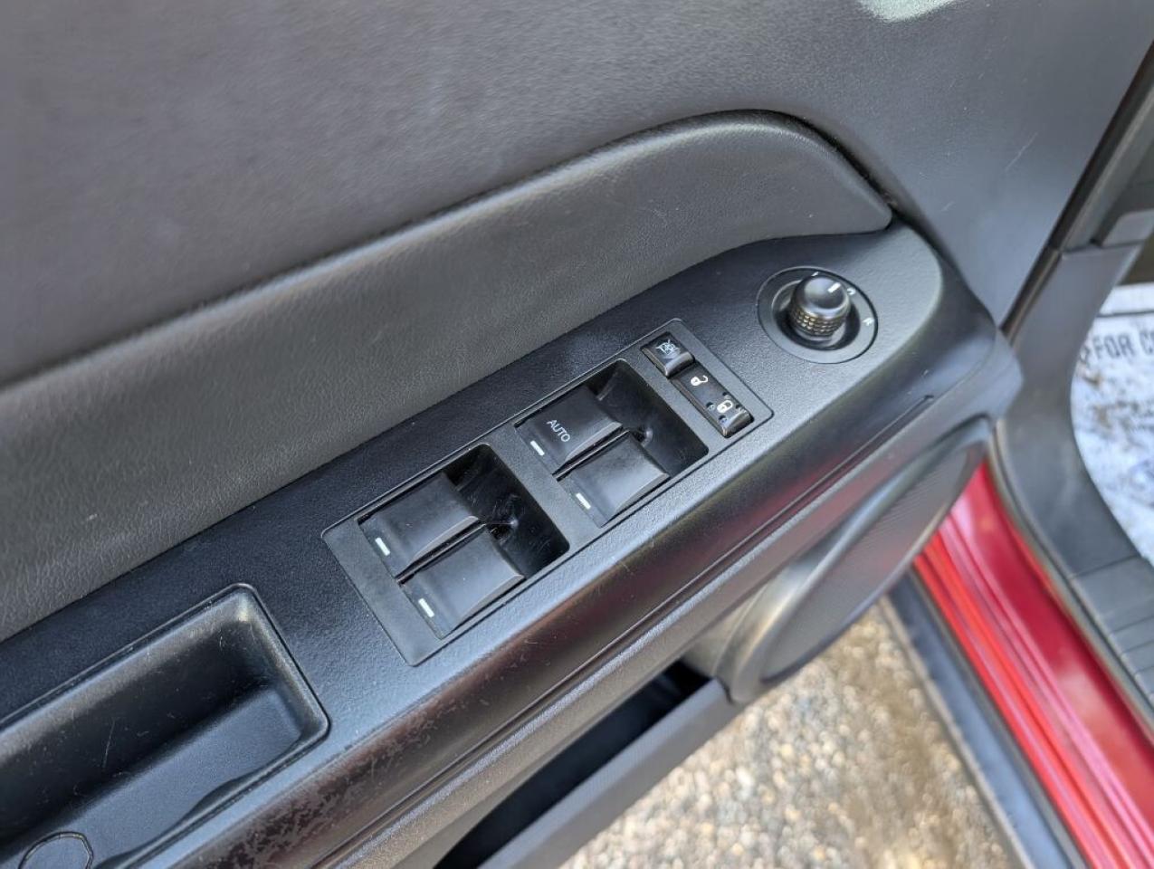 2016 Jeep Patriot High Altitude 4wd   LEATHER   SUNROOF   HTD SEATS Photo