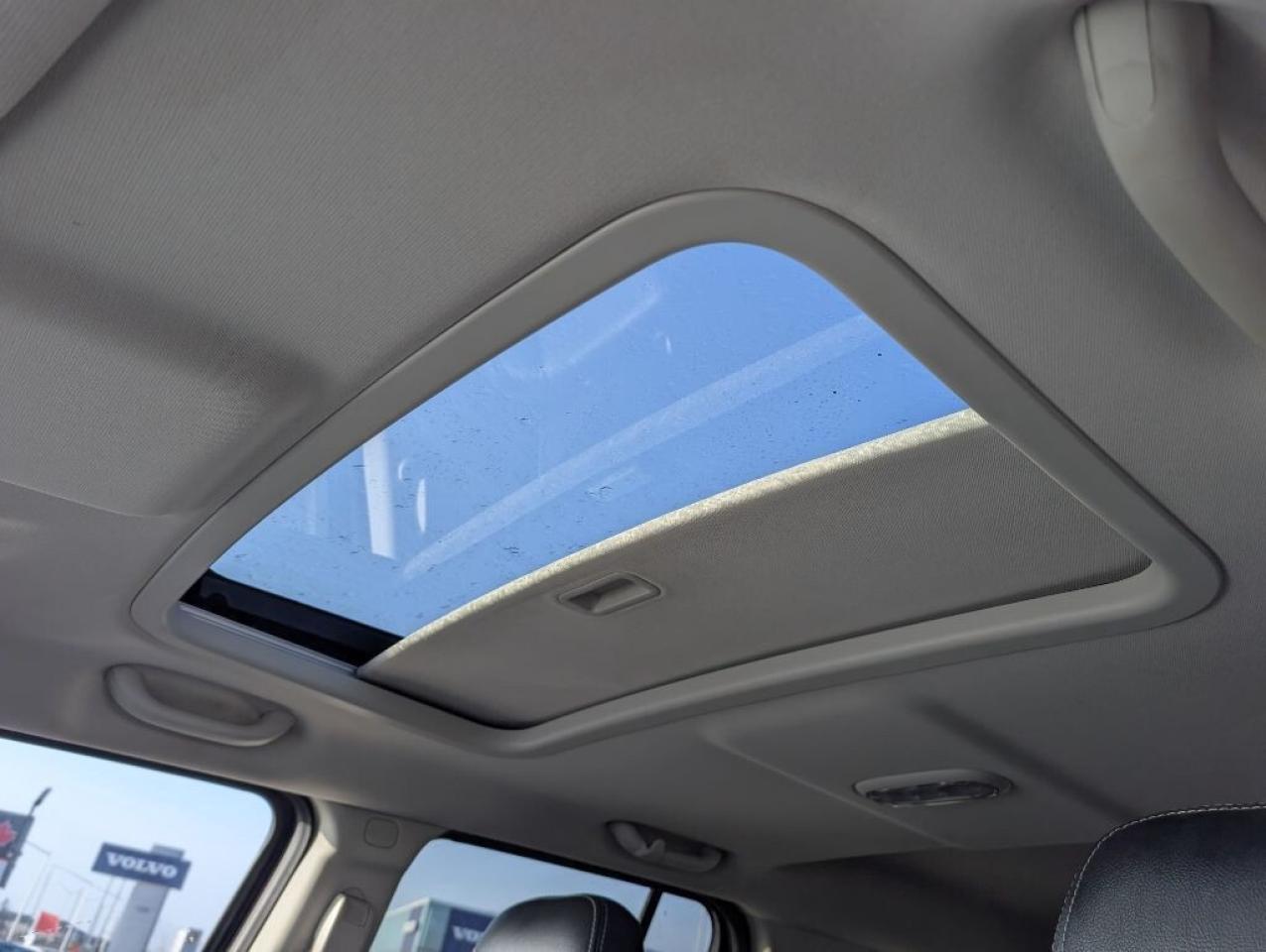 2016 Jeep Patriot High Altitude 4wd   LEATHER   SUNROOF   HTD SEATS Photo