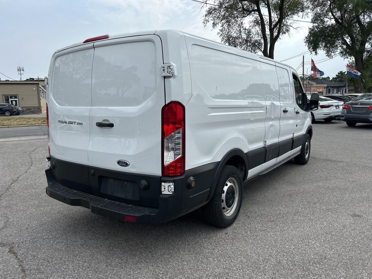 2019 Ford Transit Van T-250 148  Low Rf 9000*CARGO*READY4WORK Photo4