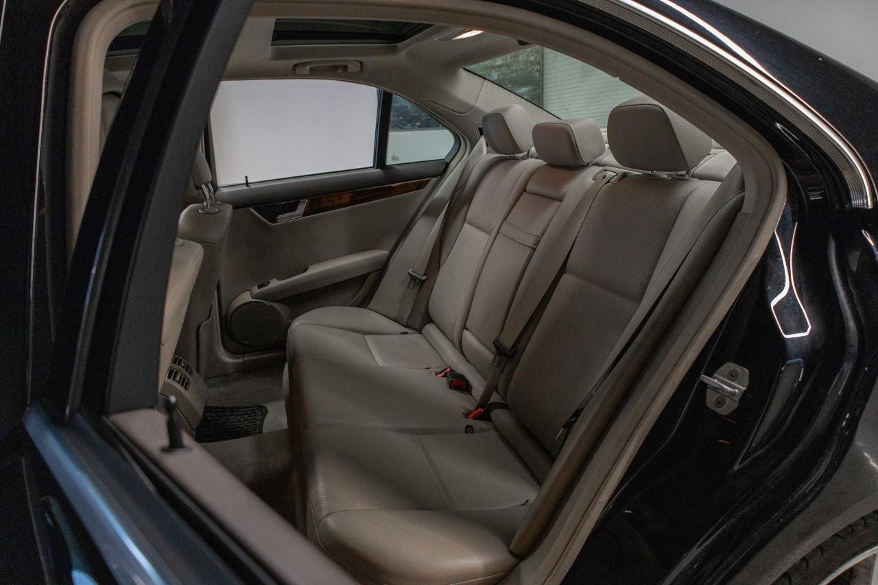 2012 Mercedes-Benz C-Class 4MATIC® Photo