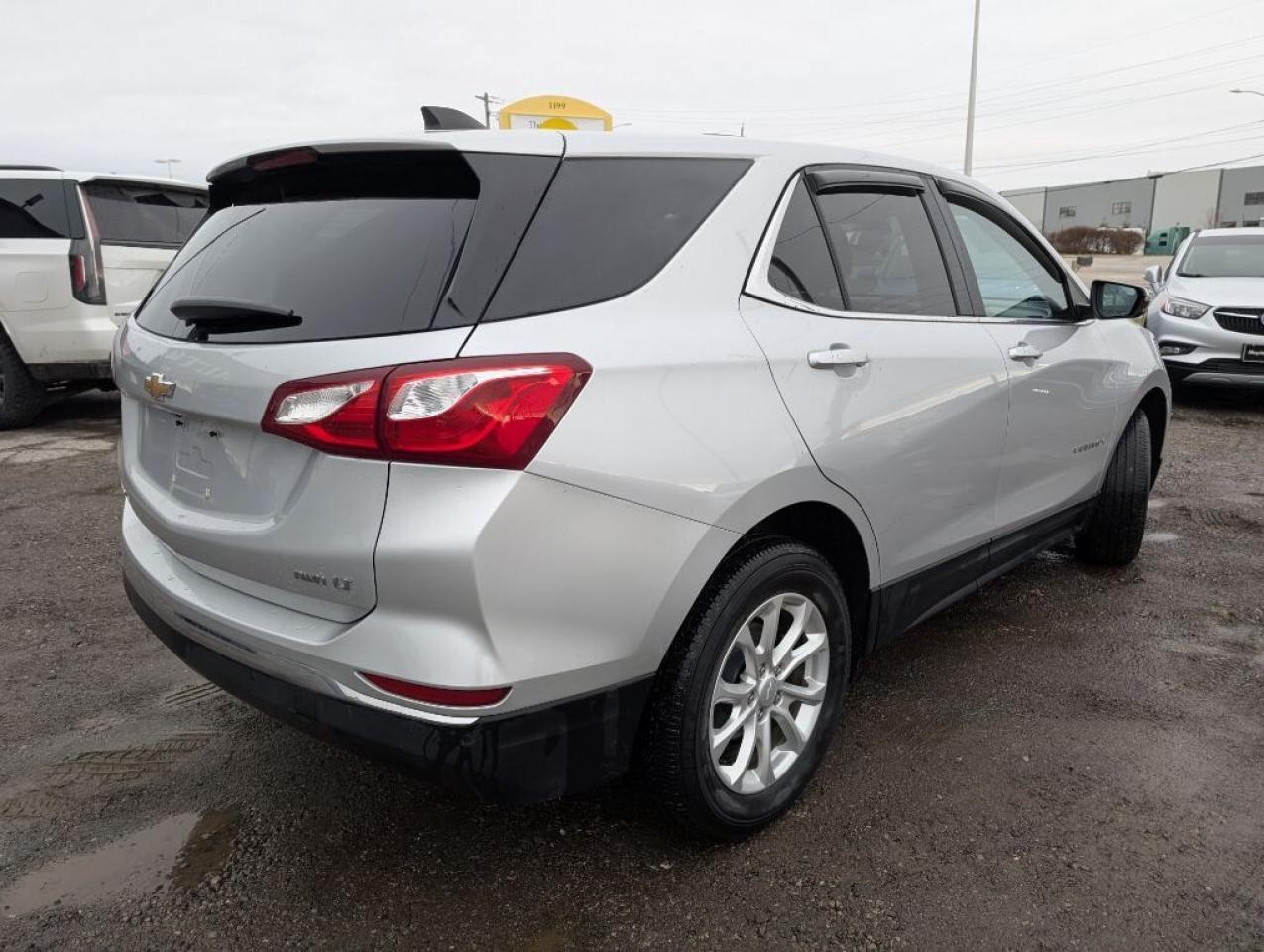2018 Chevrolet Equinox LT AWD   CAMERA   HTD SEATS Photo