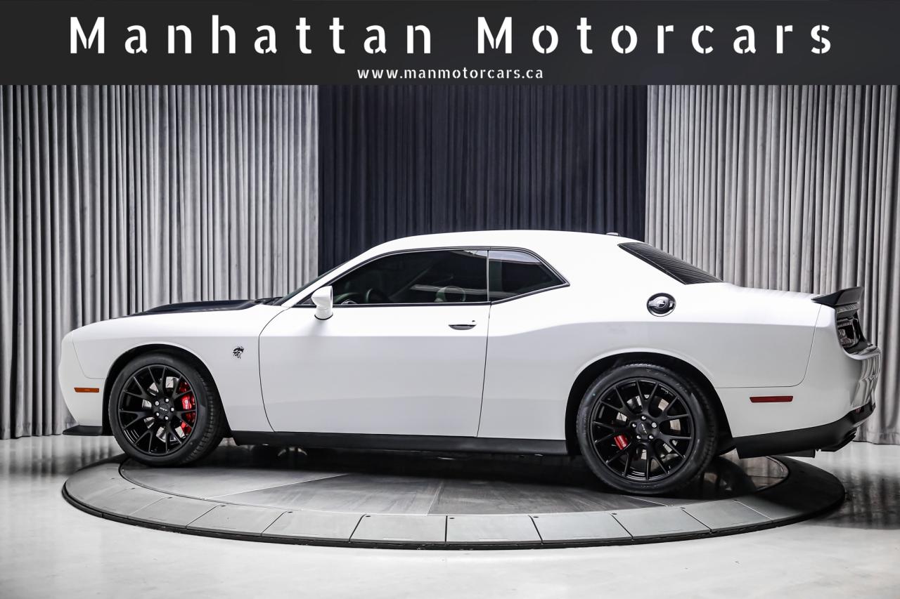 2016 Dodge Challenger SRT HELLCAT MANUAL 707HP 4NEWTIRES NOACCDENT LOWKM Photo