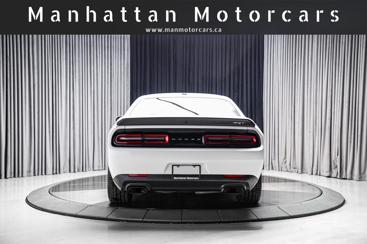 2016 Dodge Challenger SRT HELLCAT MANUAL 707HP 4NEWTIRES NOACCDENT LOWKM Photo